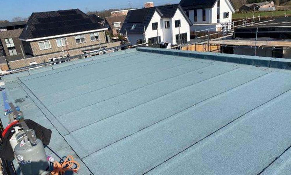 Nieuw dak in Reeuwijk laten aanleggen Geheel nieuw plat dak aangelegd